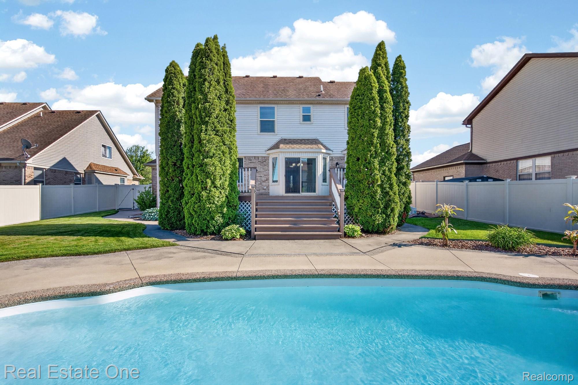 17482 Snapdragon Drive