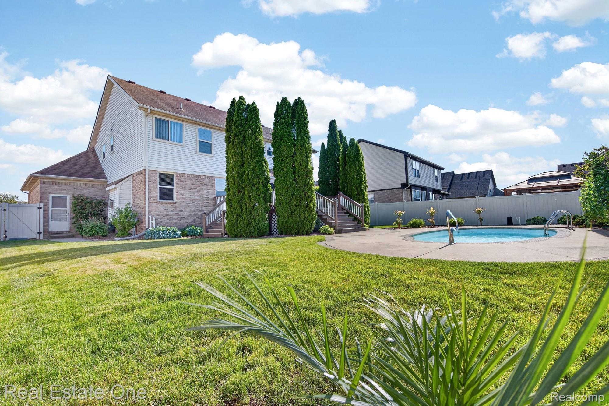 17482 Snapdragon Drive