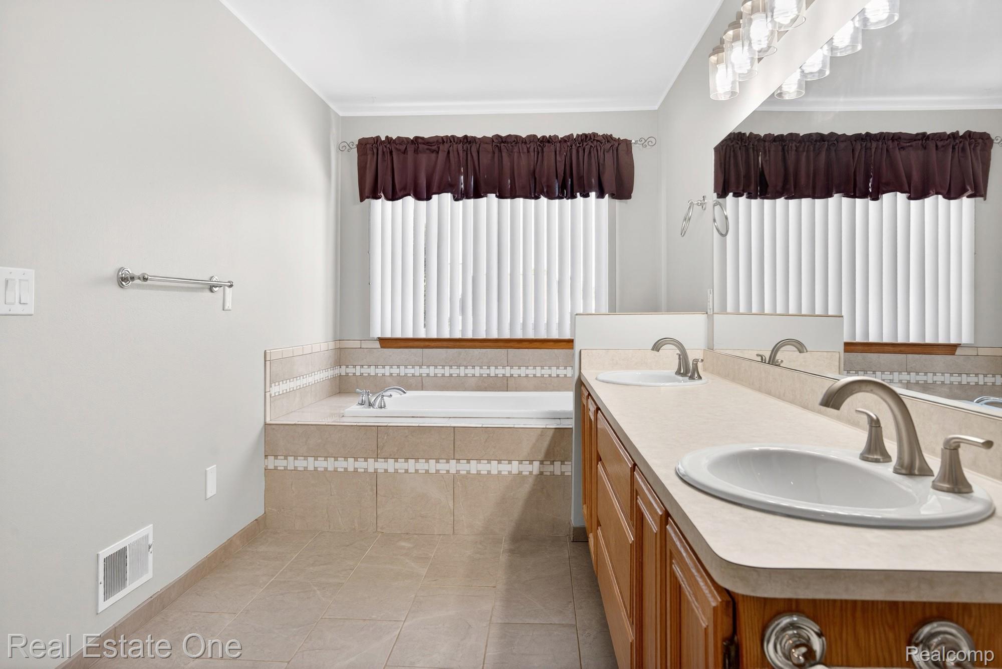 17482 Snapdragon Drive