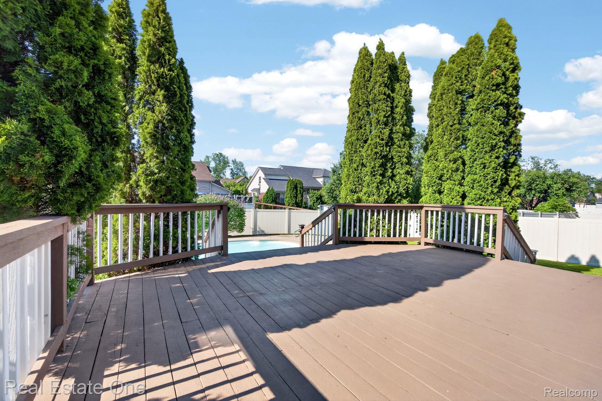 17482 Snapdragon Drive