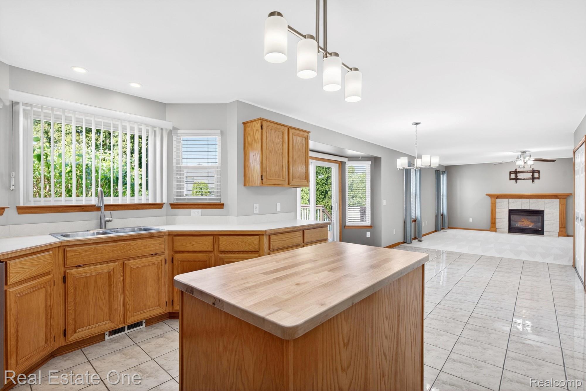17482 Snapdragon Drive