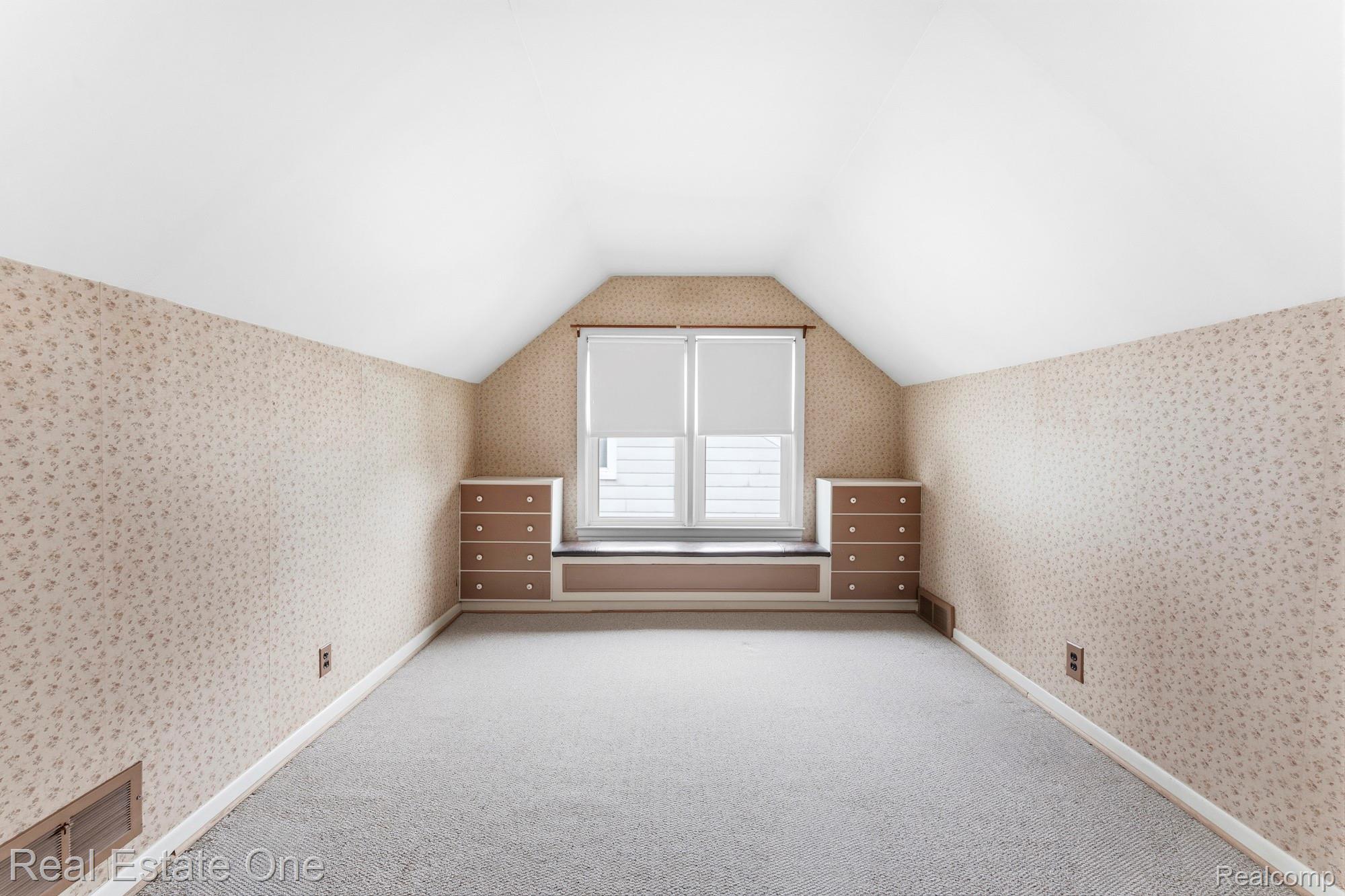 1078 10th Street