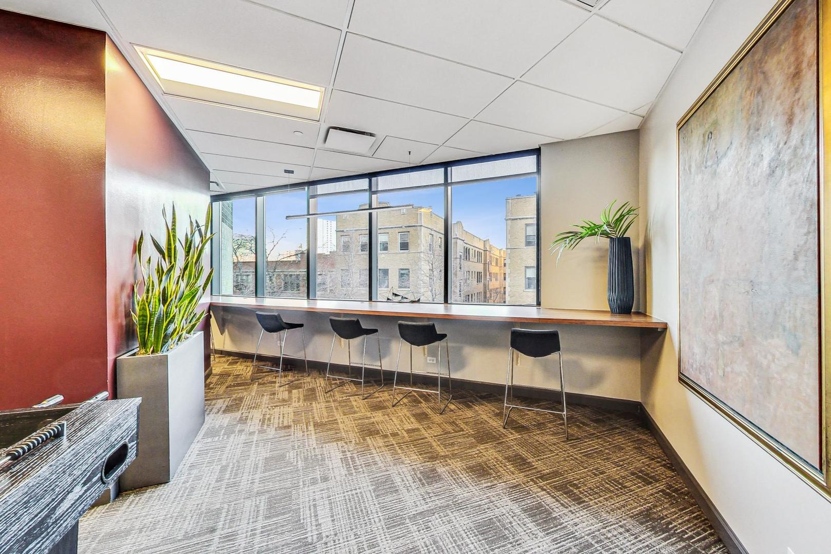 3660 N Lake Shore Drive Unit: 2612