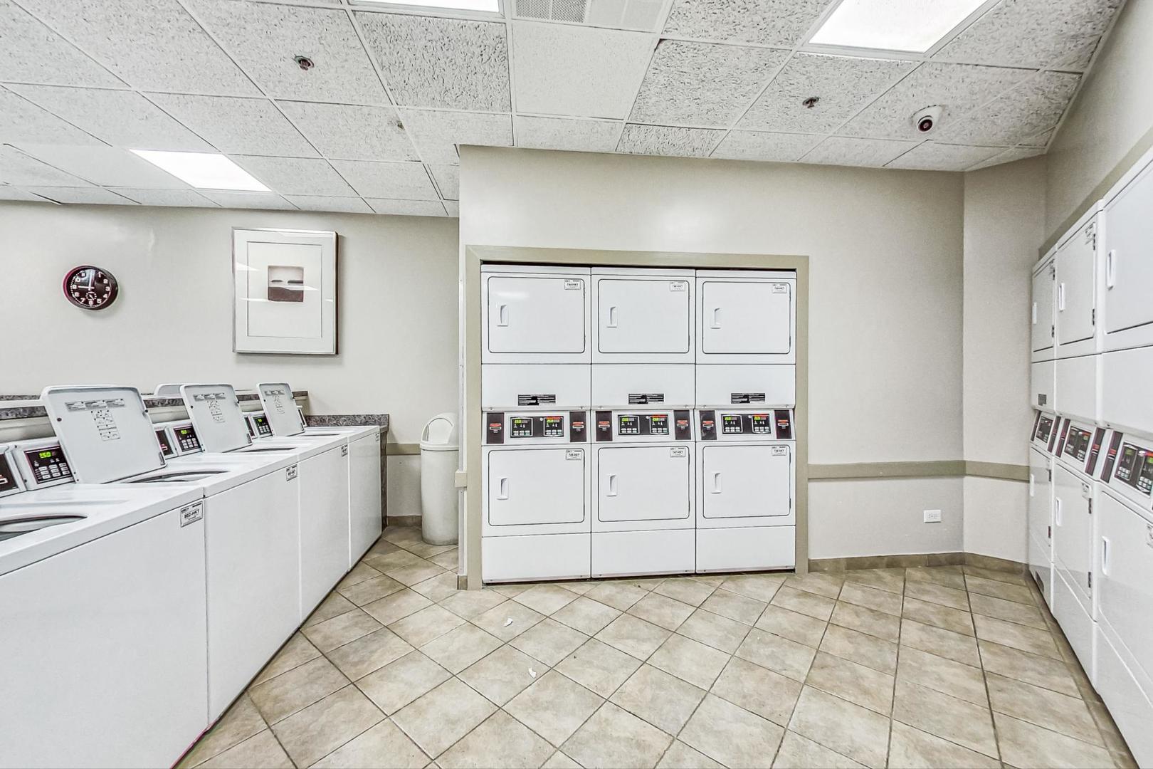 3660 N Lake Shore Drive Unit: 2612