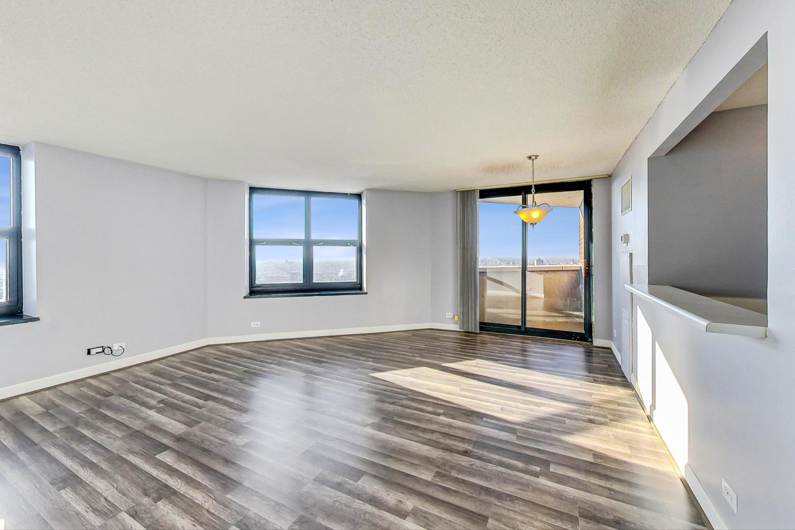 3660 N Lake Shore Drive Unit: 2612