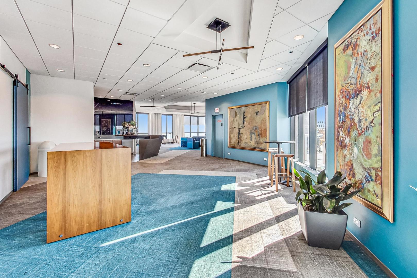 3660 N Lake Shore Drive Unit: 2612