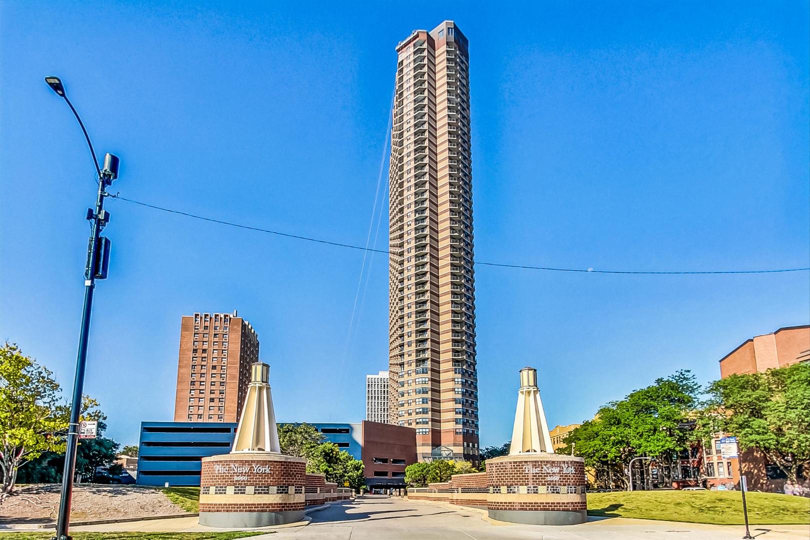 3660 N Lake Shore Drive Unit: 2612