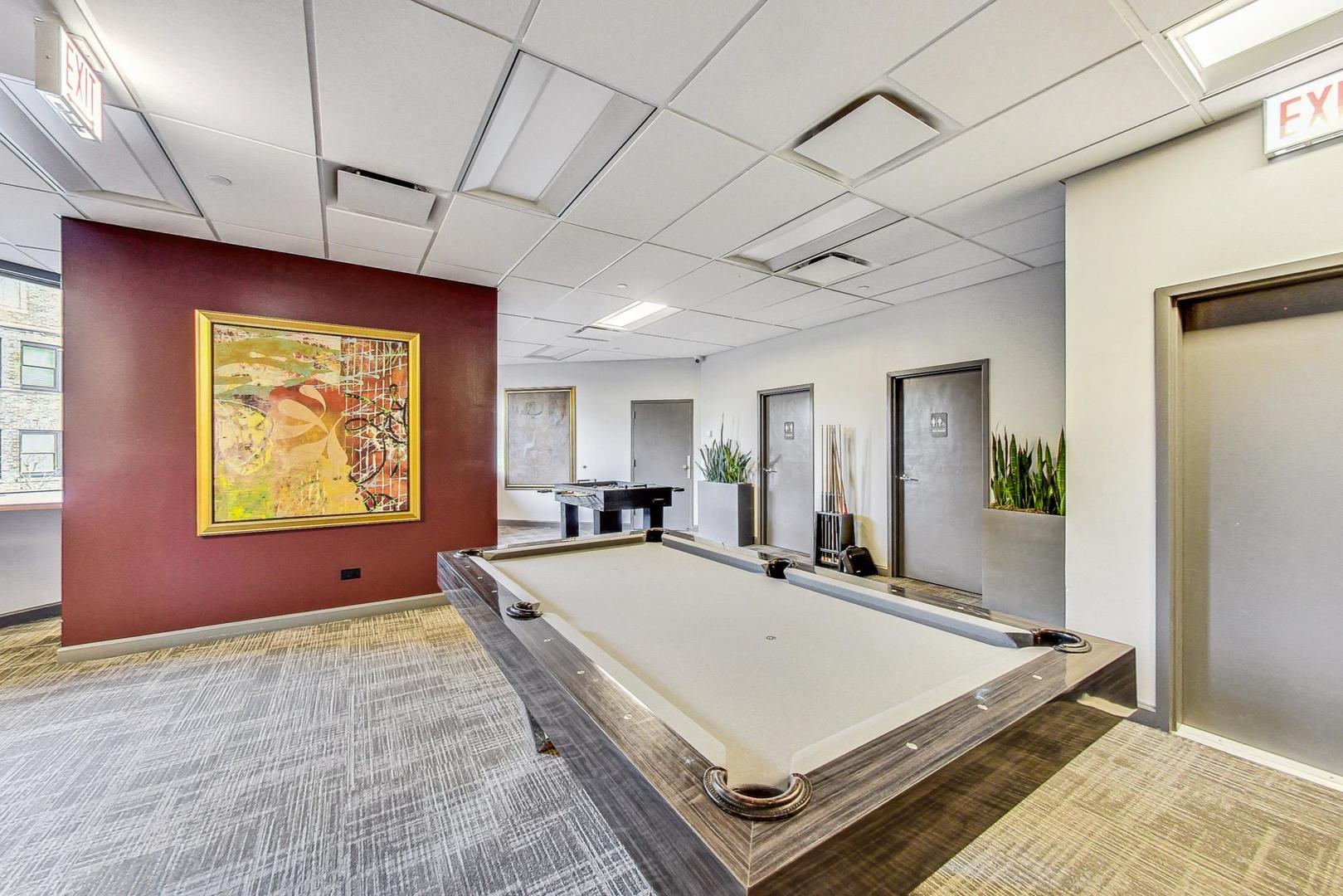 3660 N Lake Shore Drive Unit: 2612