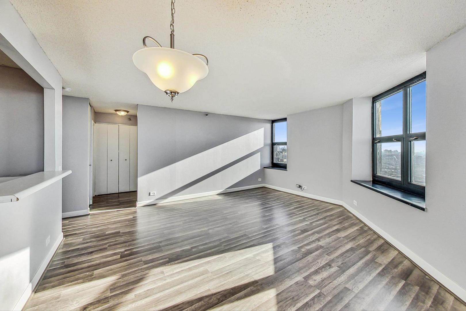 3660 N Lake Shore Drive Unit: 2612