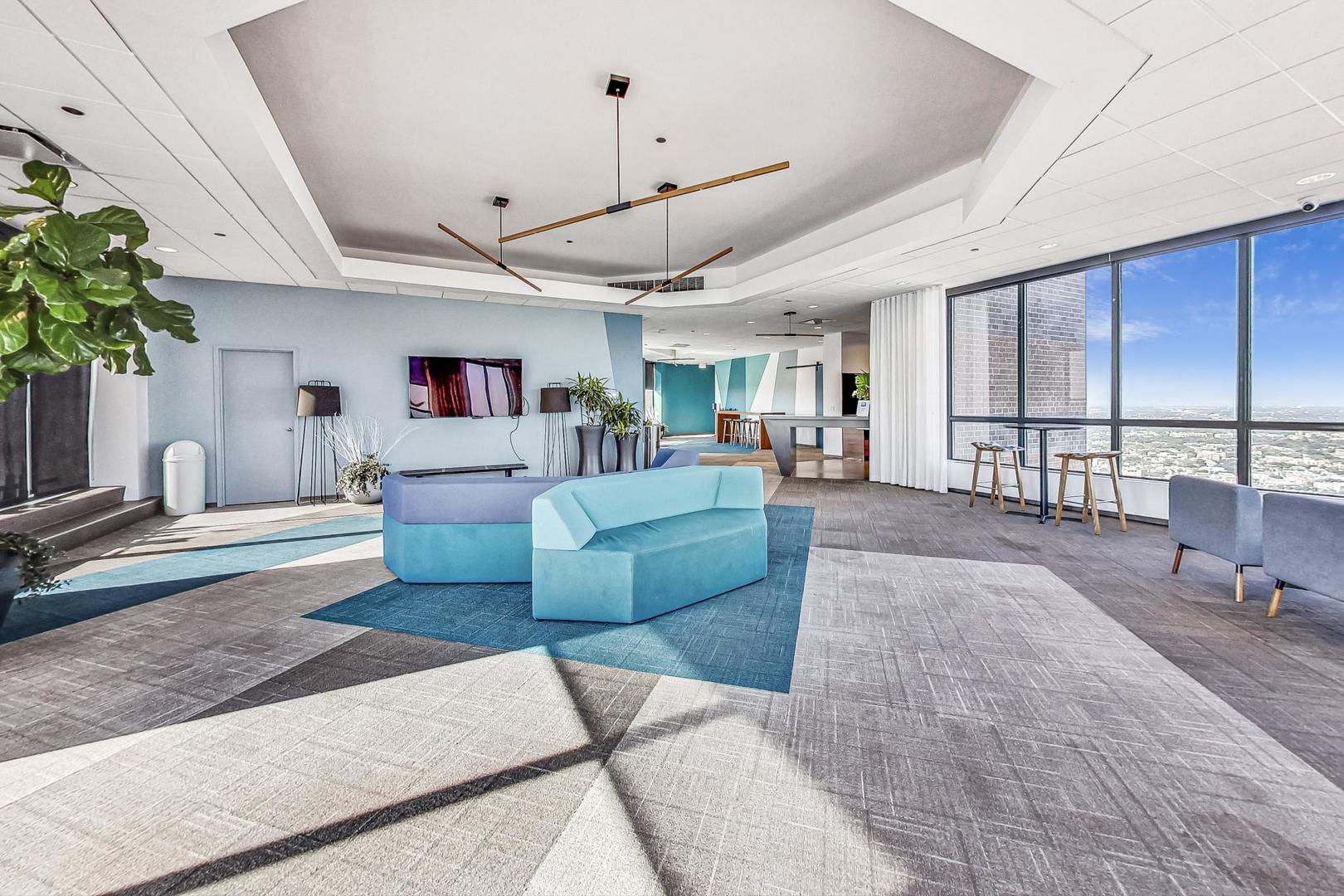 3660 N Lake Shore Drive Unit: 2612