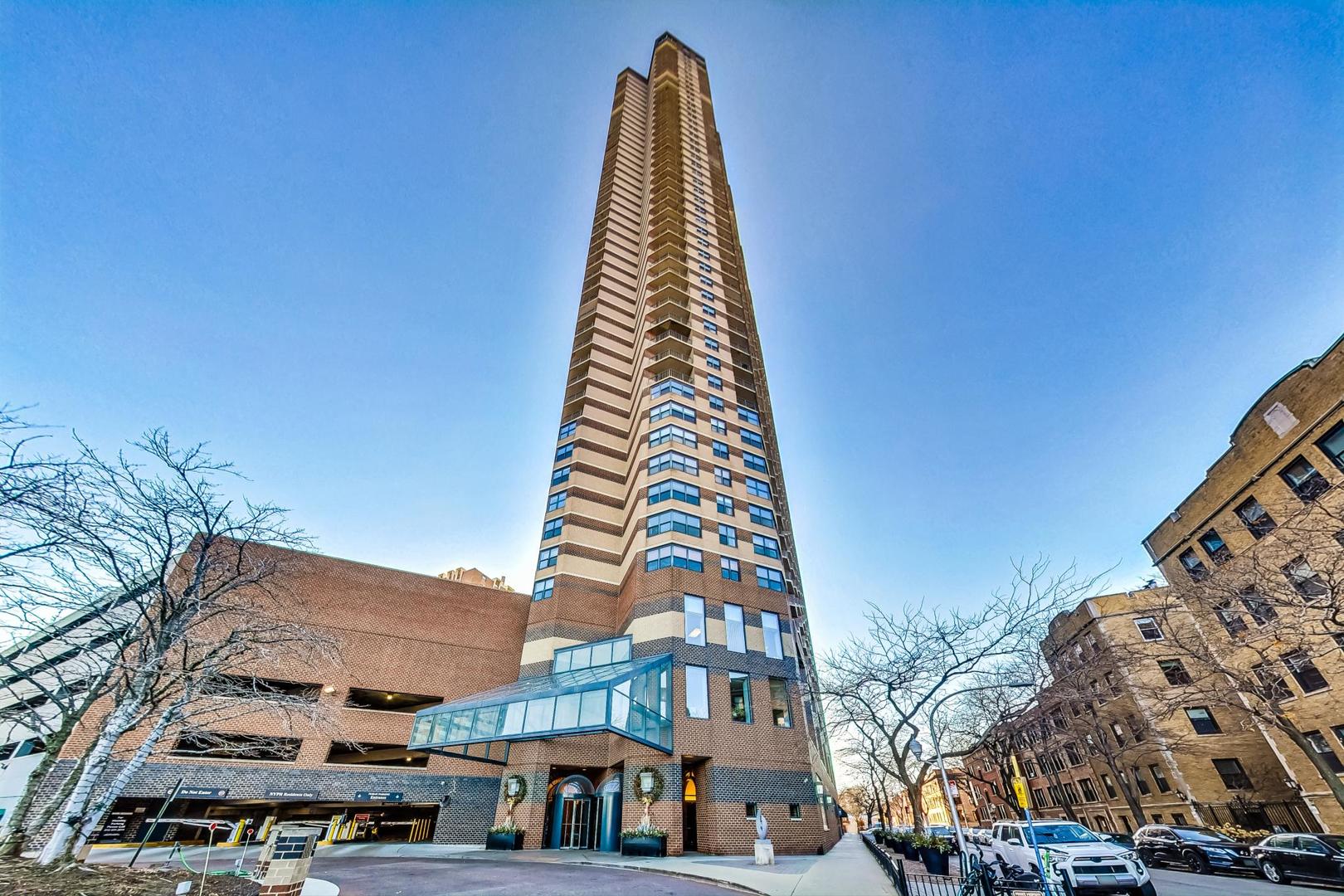 3660 N Lake Shore Drive Unit: 2612