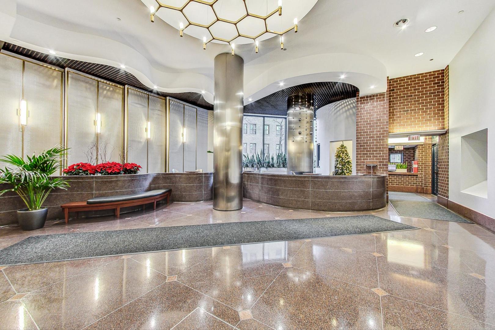 3660 N Lake Shore Drive Unit: 2612