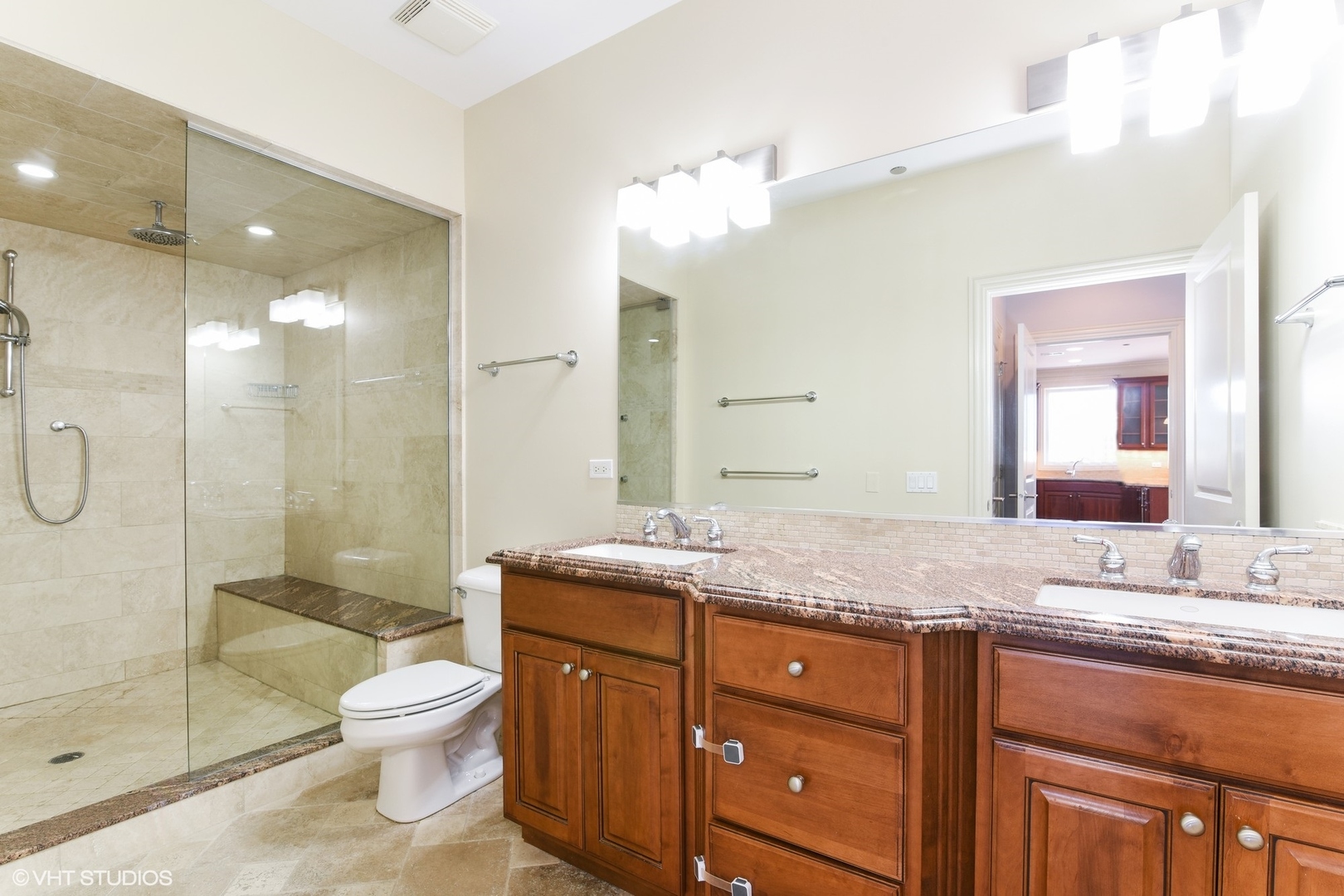 3823 N Ashland Avenue Unit: 501