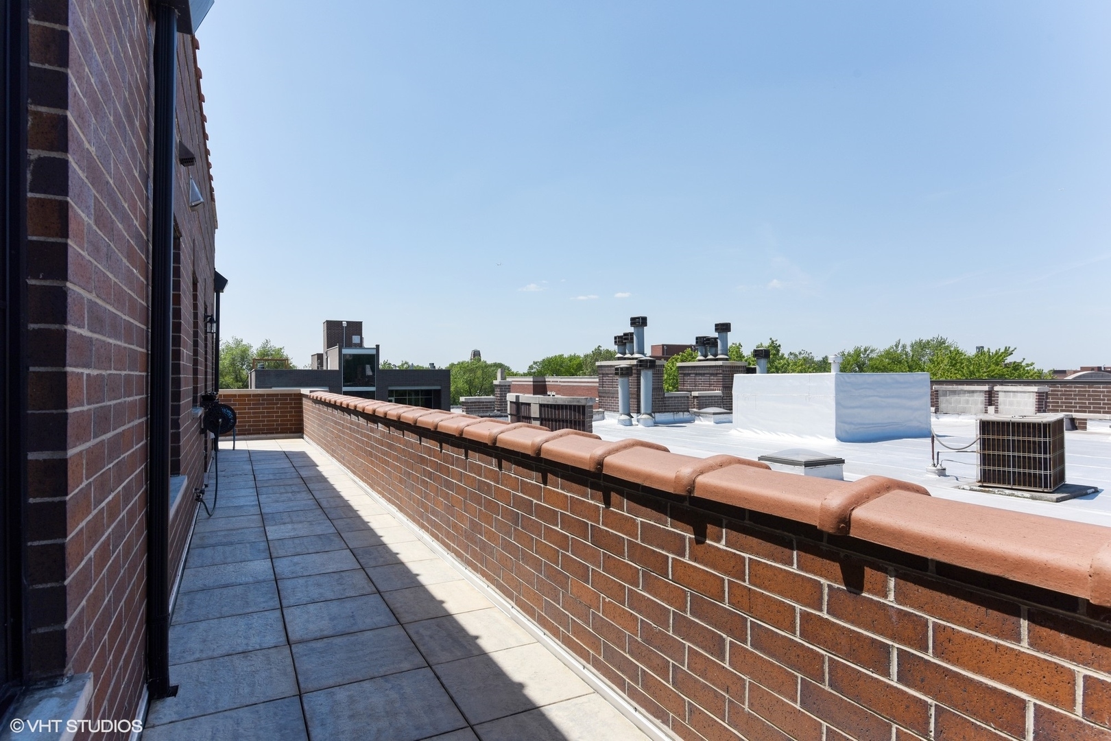 3823 N Ashland Avenue Unit: 501