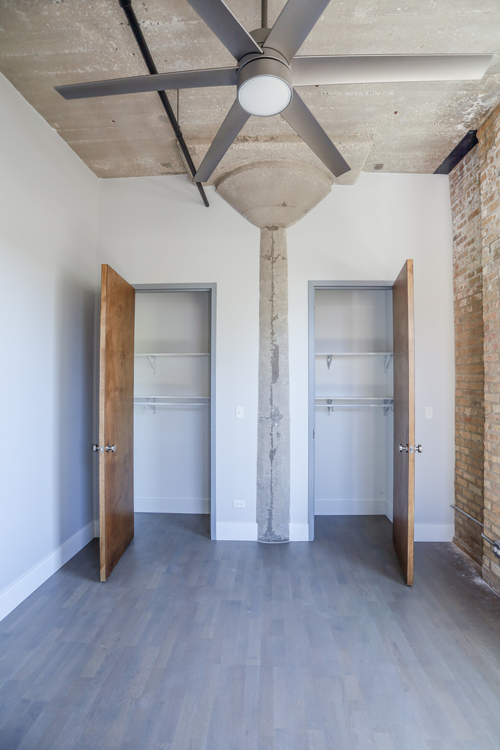 4046 N Hermitage Avenue Unit: 204