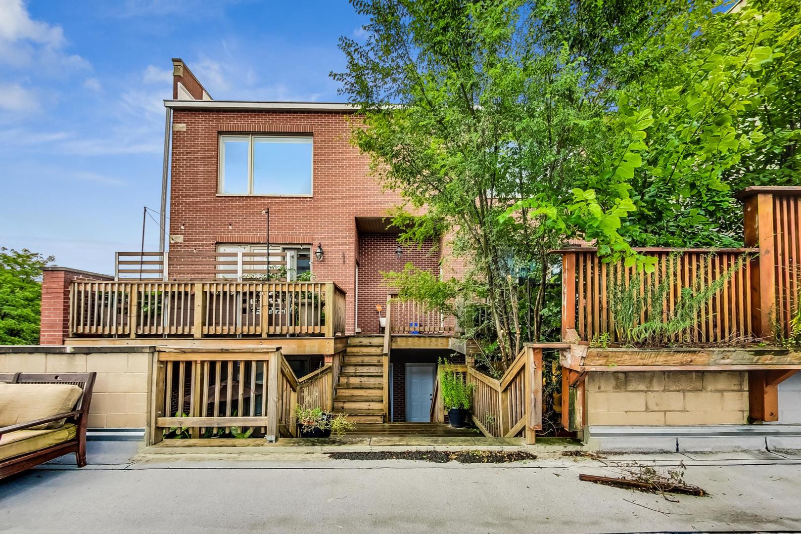 2002 W Race Avenue Unit: 1W