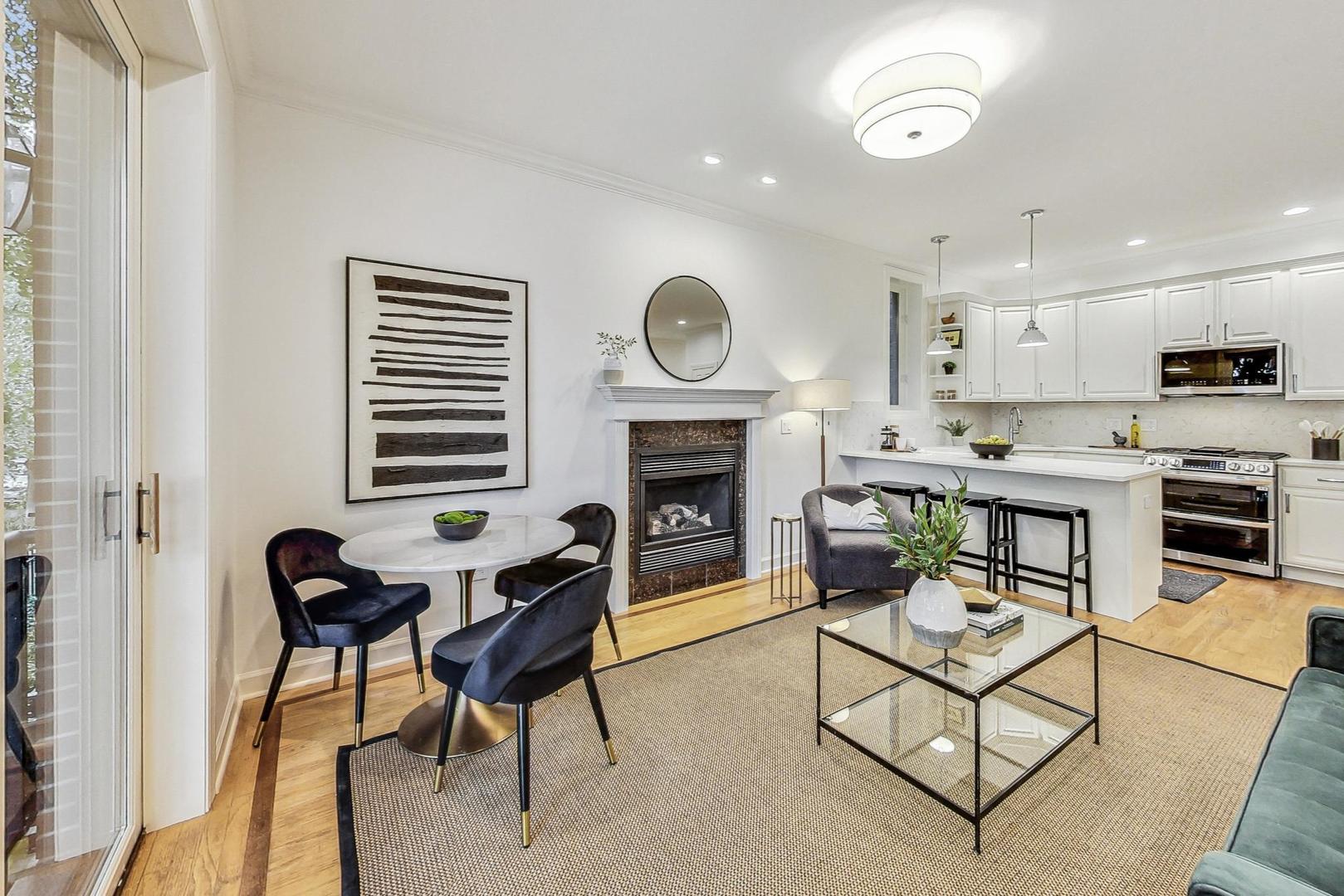 2002 W Race Avenue Unit: 1W