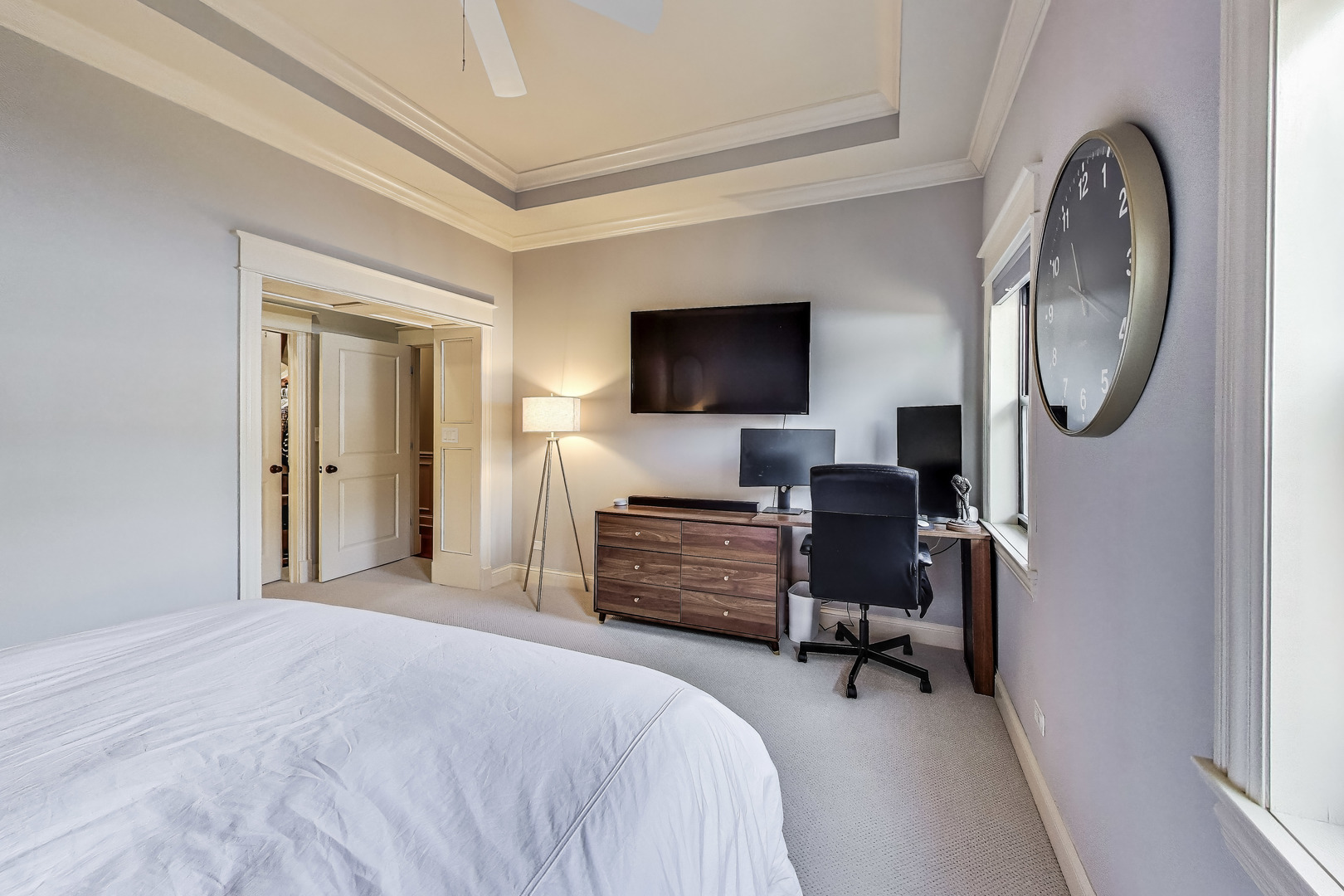 1420 W Belle Plaine Avenue Unit: 1E
