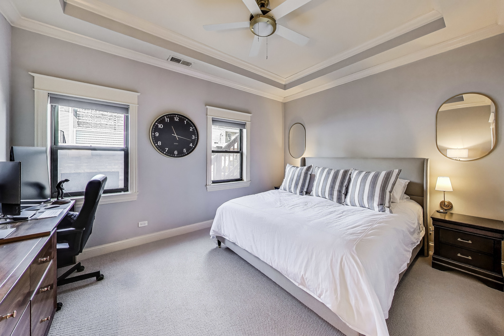 1420 W Belle Plaine Avenue Unit: 1E