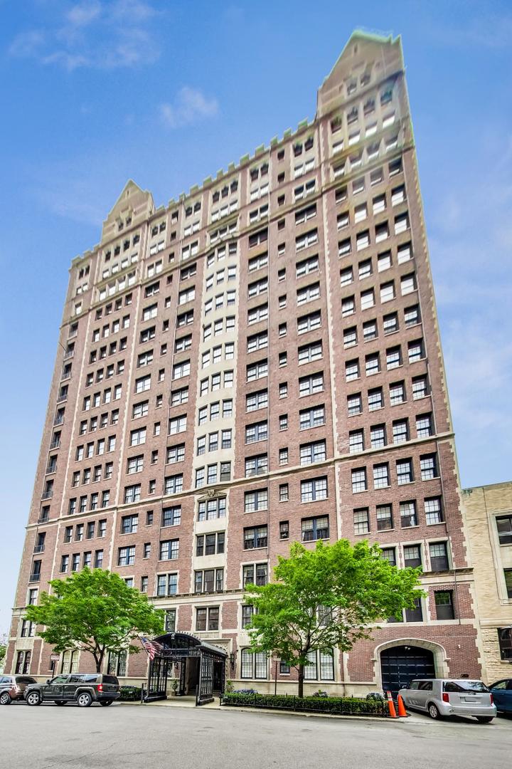 1120 N Lake Shore Drive Unit: 16B