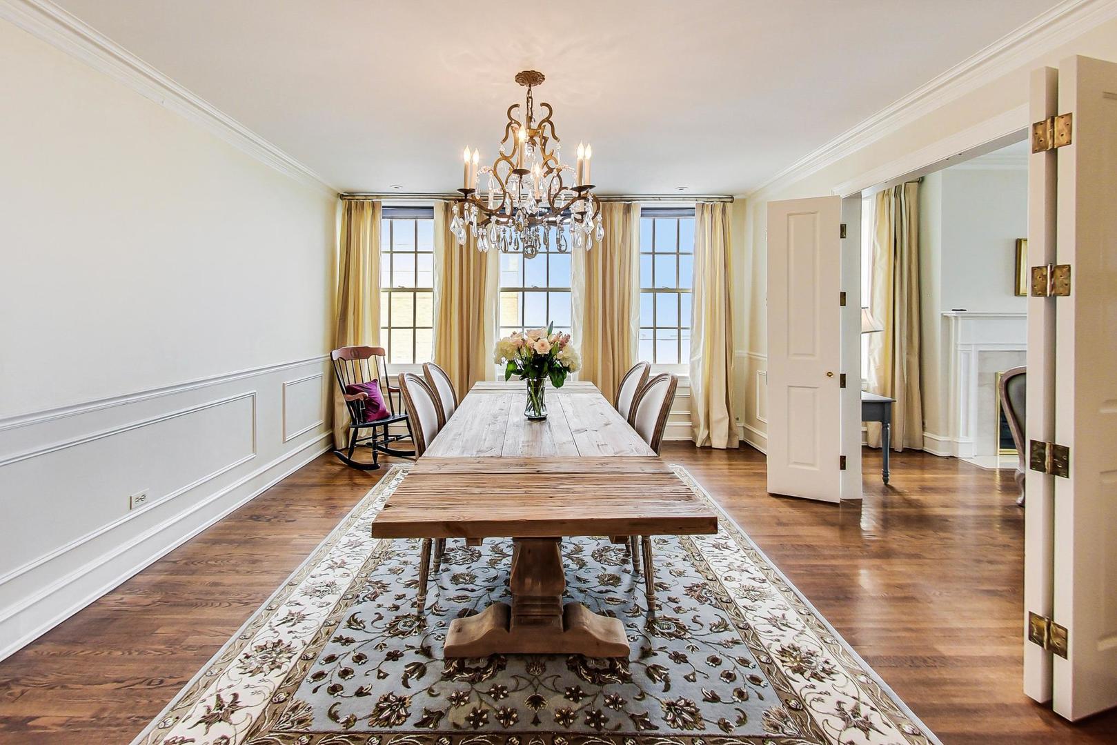 1120 N Lake Shore Drive Unit: 16B