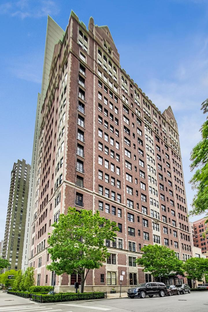1120 N Lake Shore Drive Unit: 16B