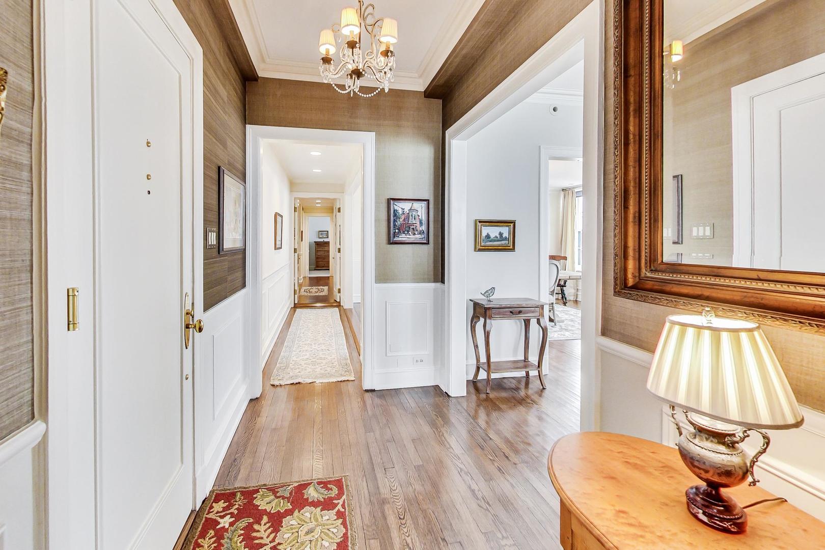 1120 N Lake Shore Drive Unit: 16B