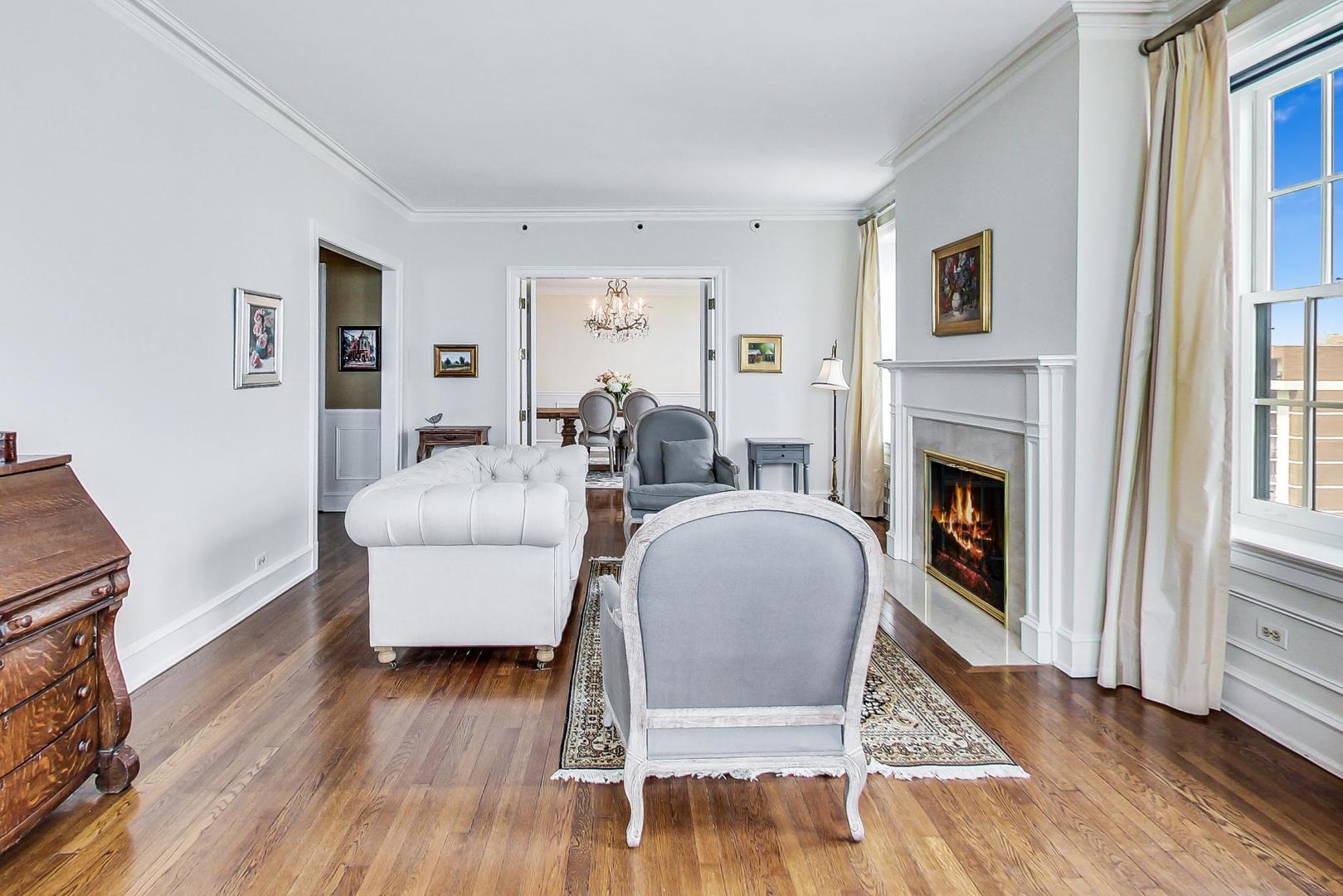 1120 N Lake Shore Drive Unit: 16B