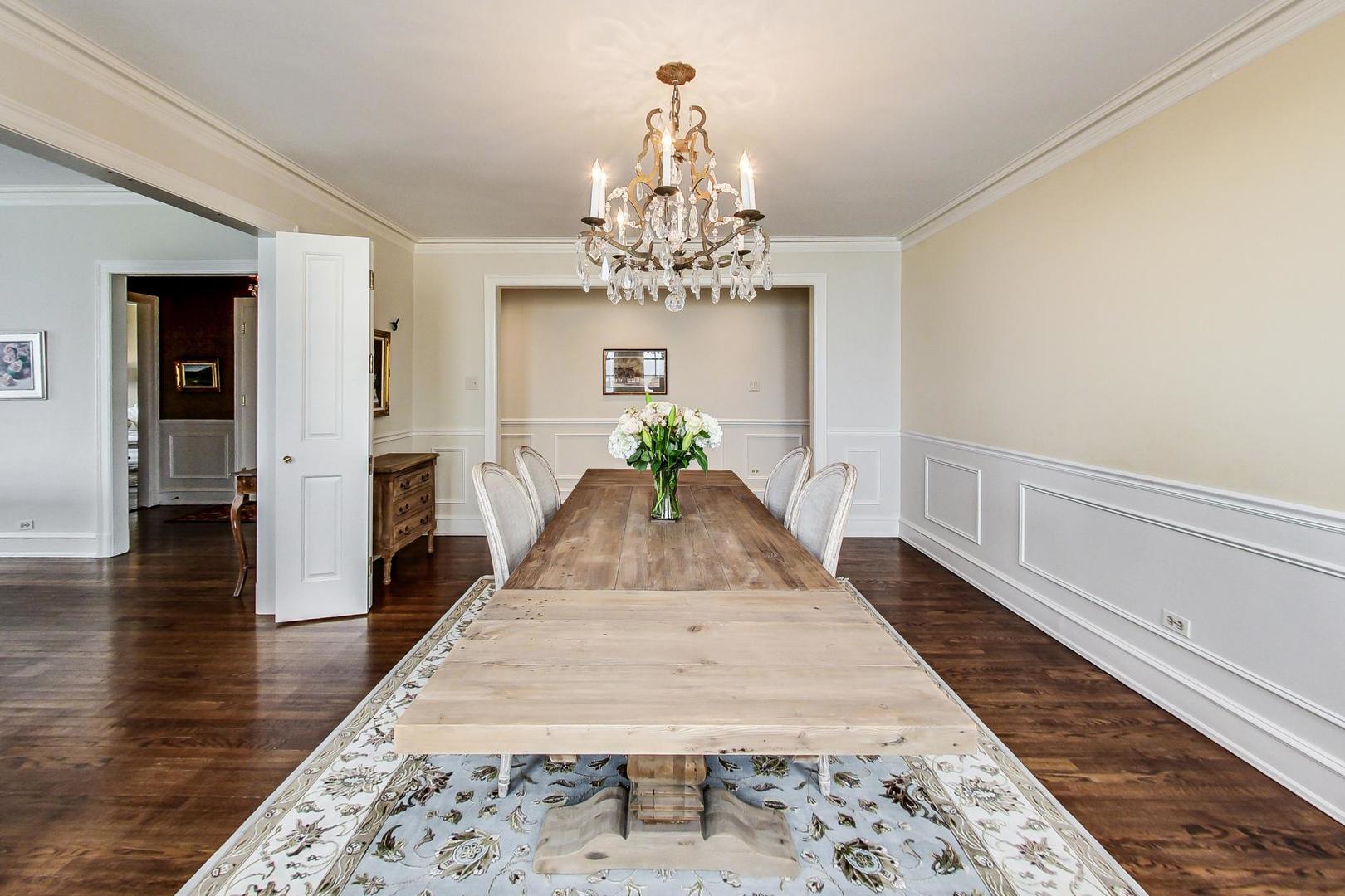 1120 N Lake Shore Drive Unit: 16B