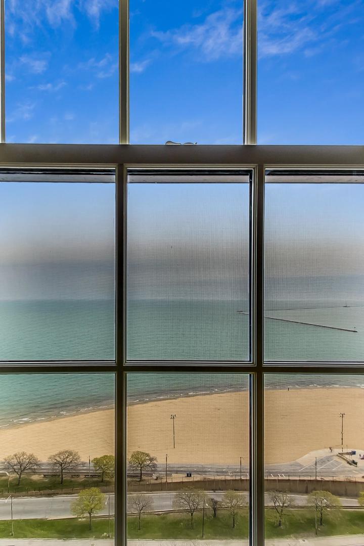 1120 N Lake Shore Drive Unit: 16B