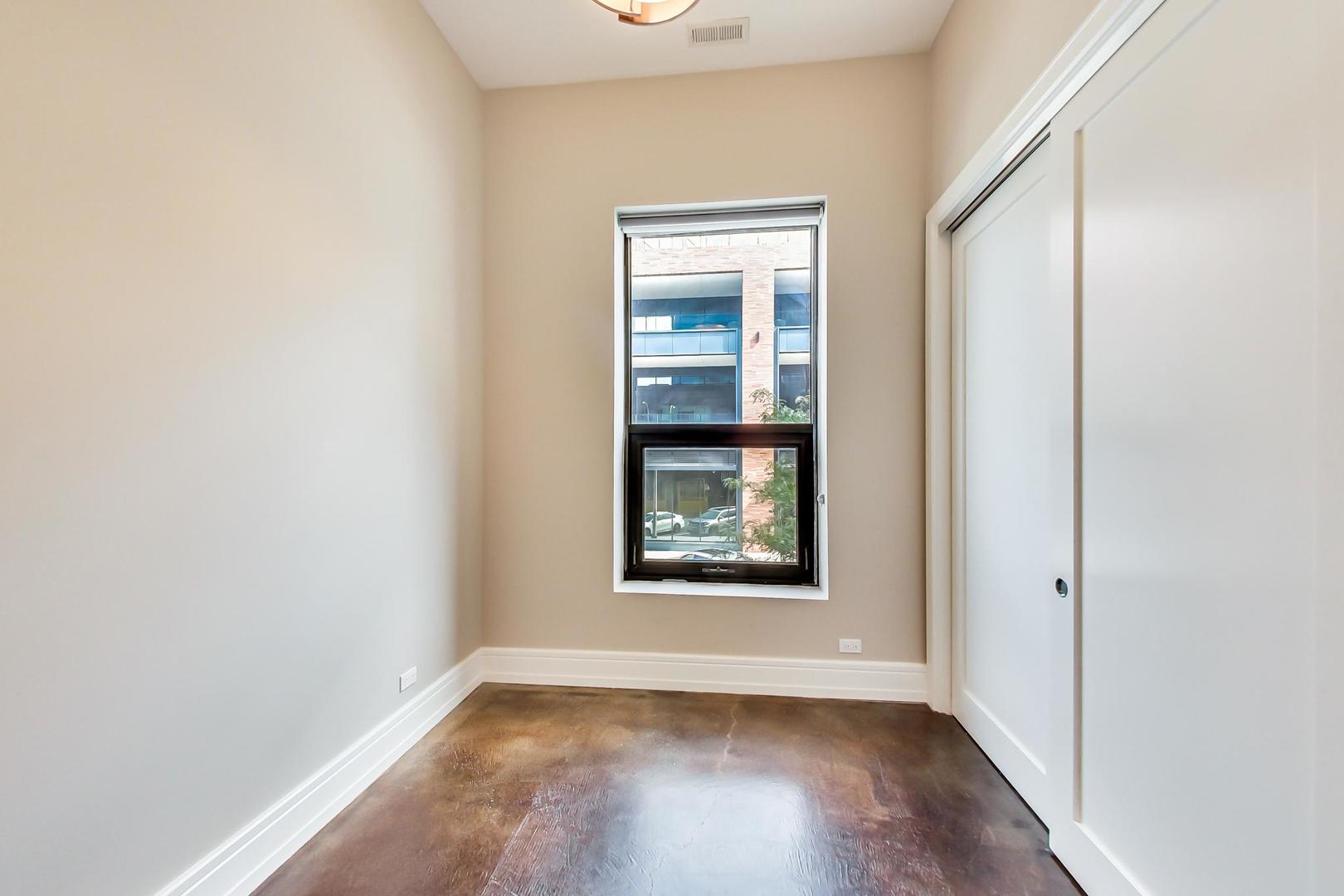 813 W Fulton Market Unit: 2