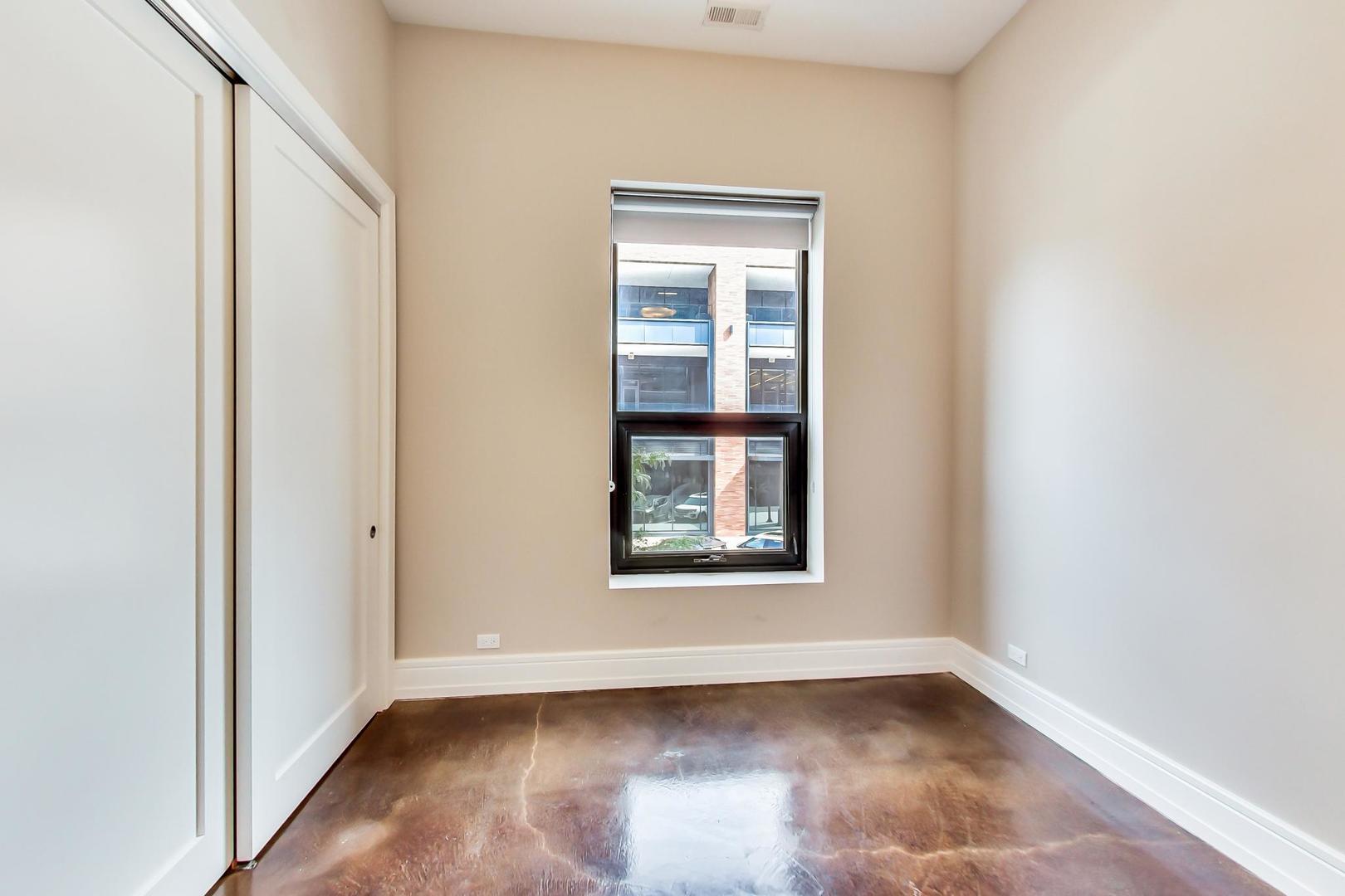 813 W Fulton Market Unit: 2