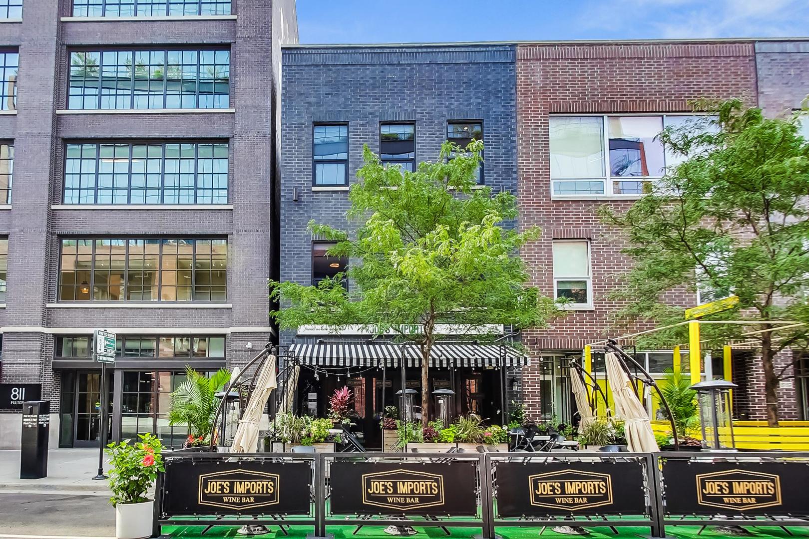 813 W Fulton Market Unit: 2
