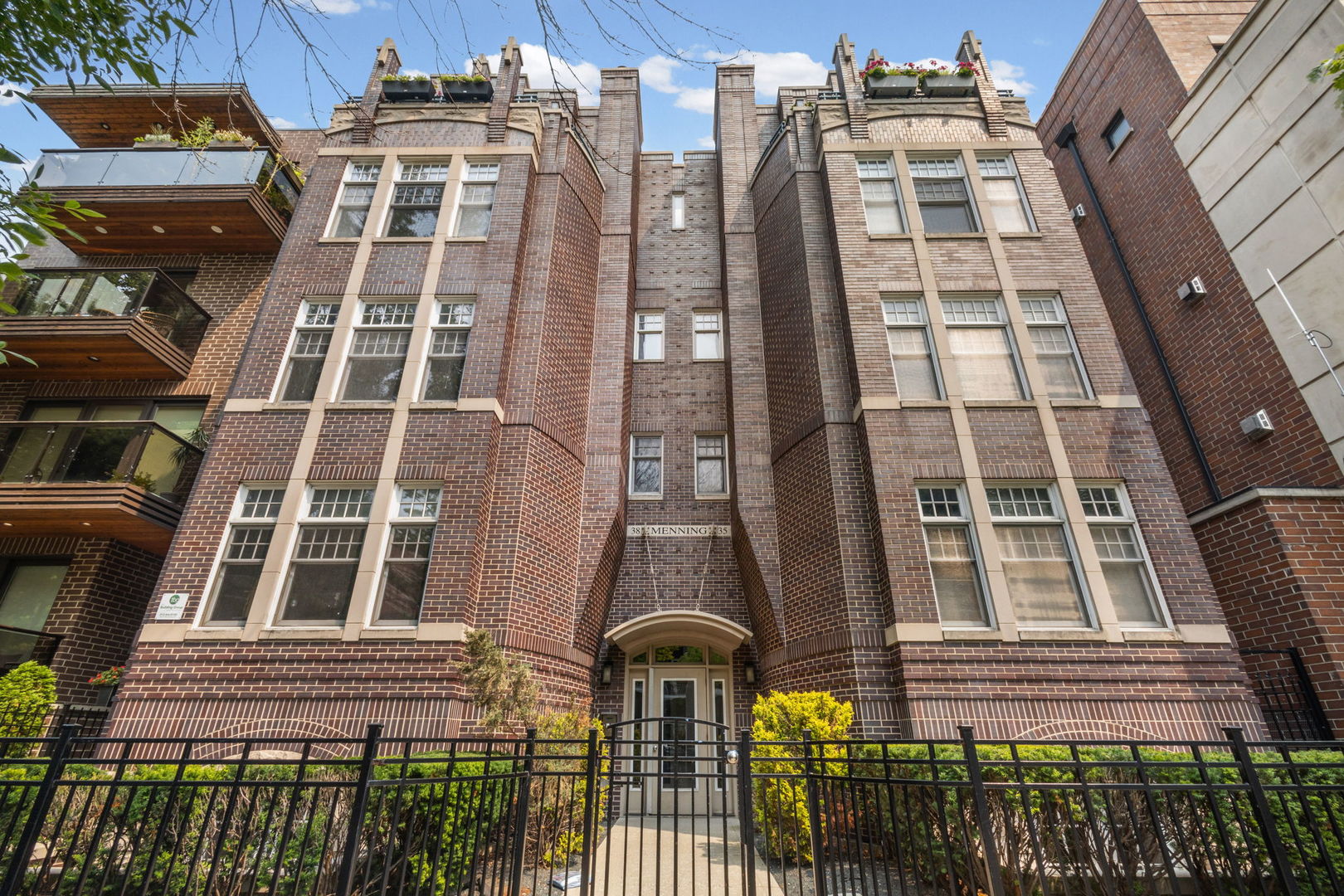 3835 N Ashland Avenue Unit: 1G