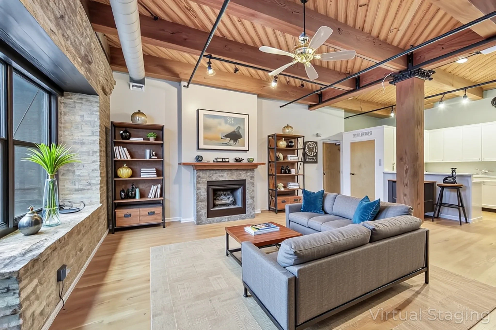 626 W Randolph Street Unit: 302