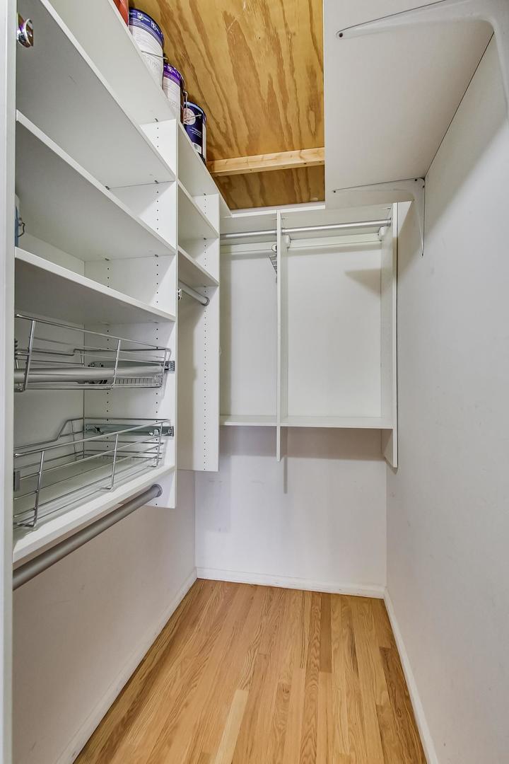 626 W Randolph Street Unit: 302