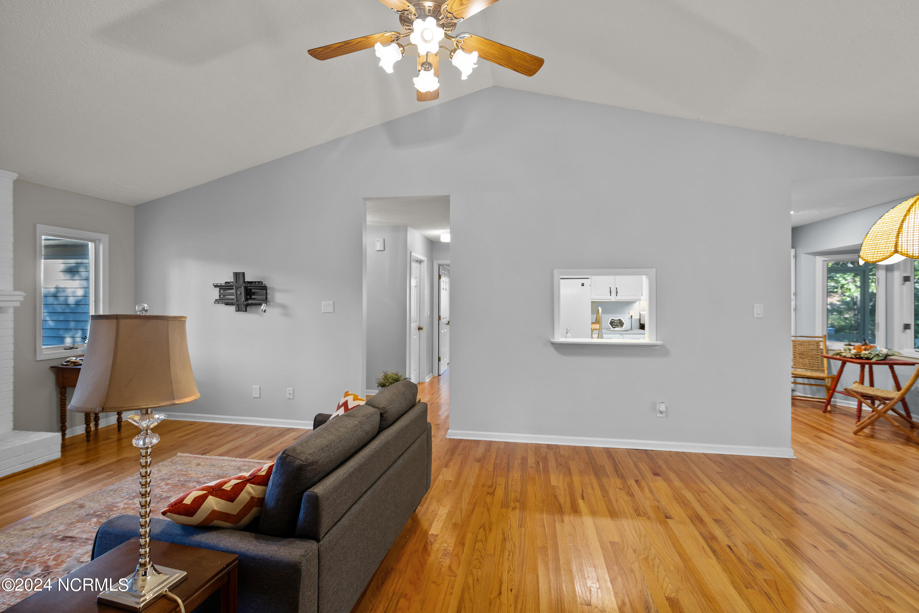816 Helm Drive
