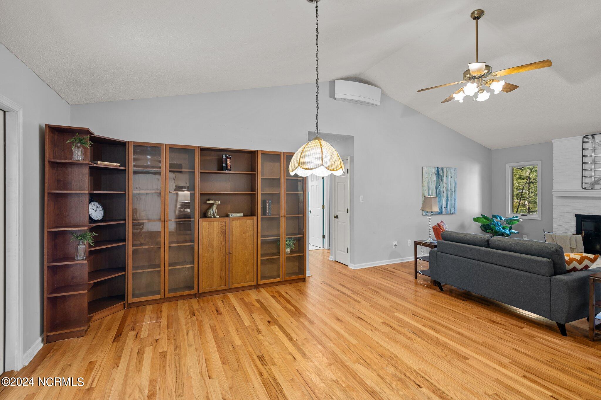 816 Helm Drive