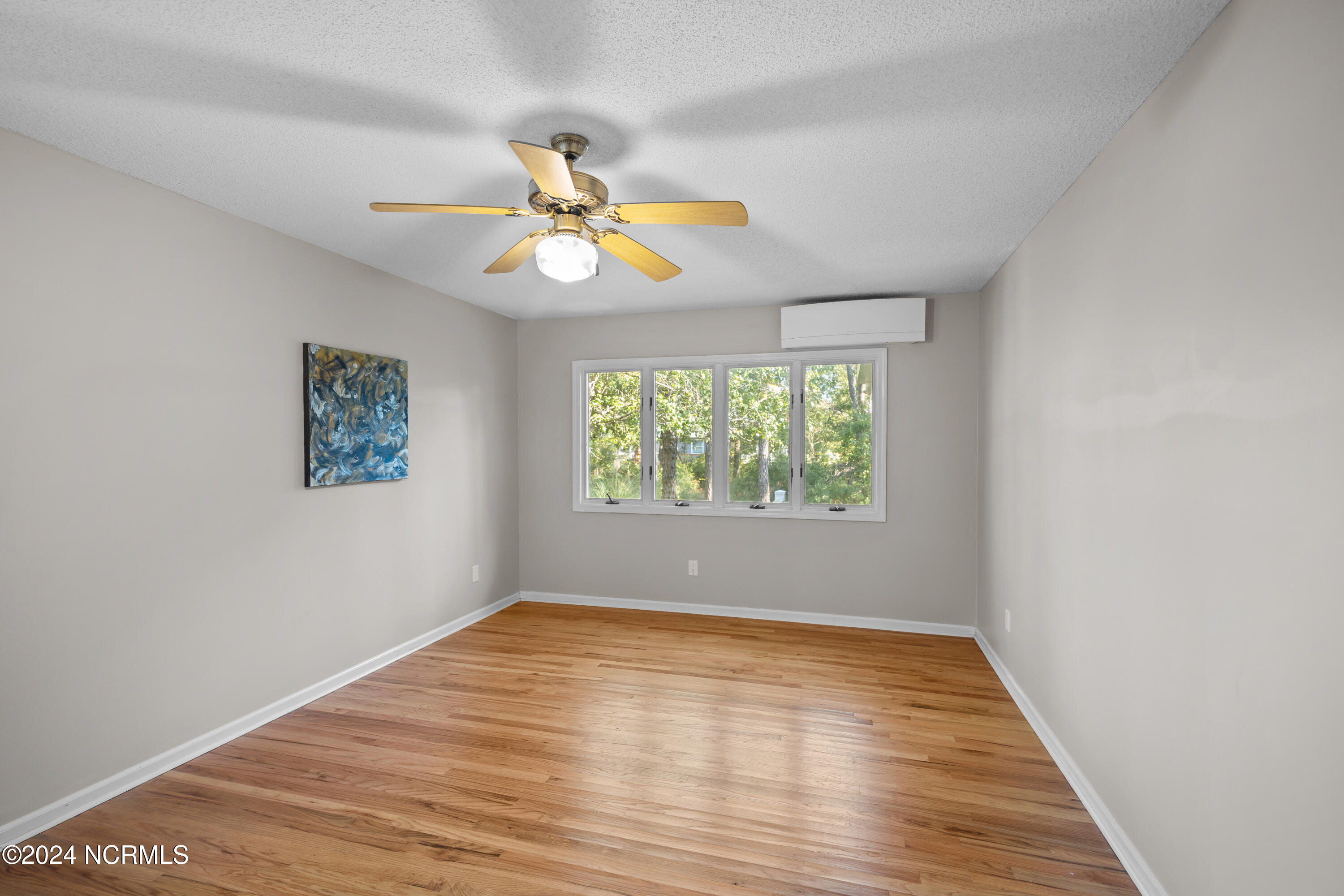 816 Helm Drive