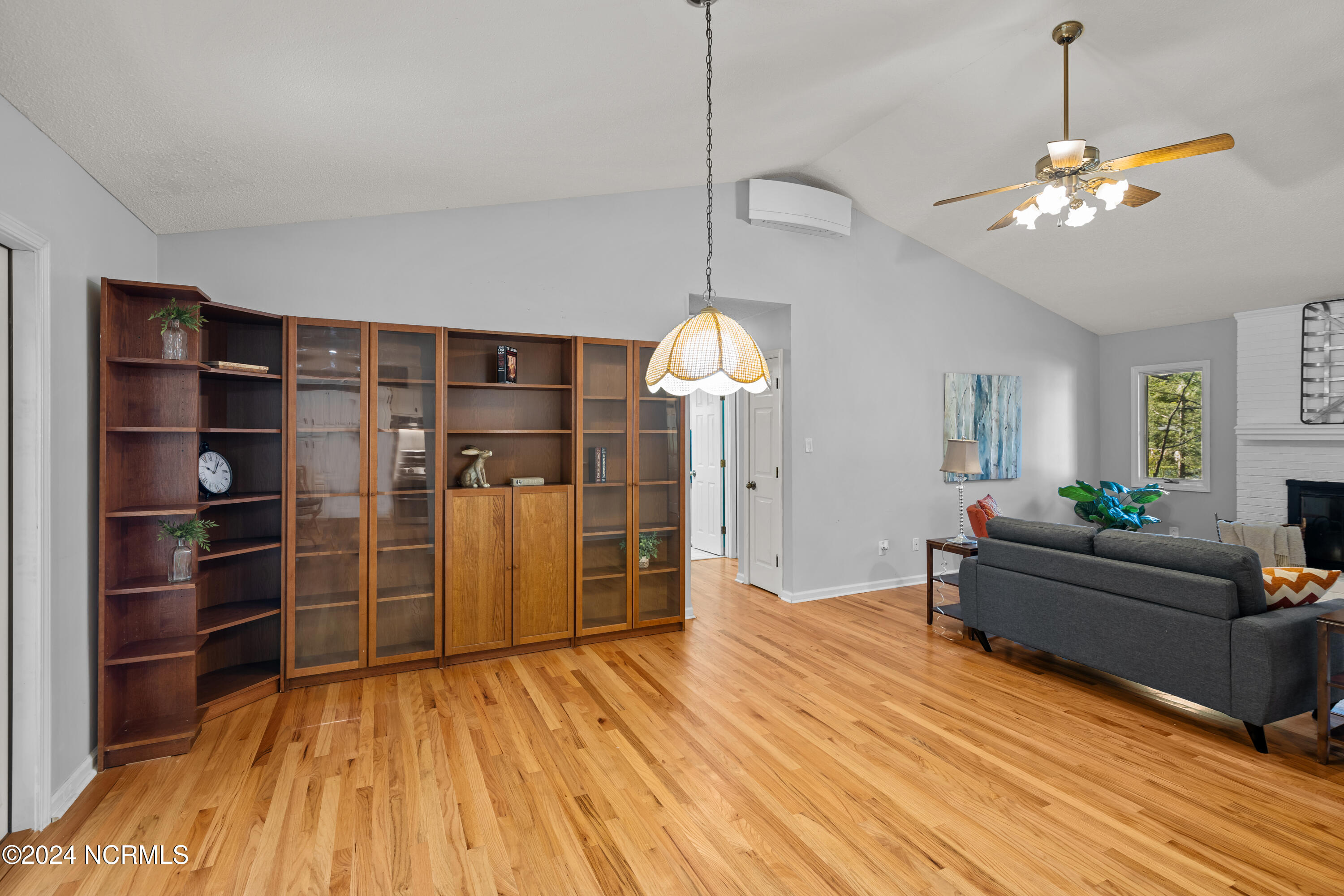 816 Helm Drive