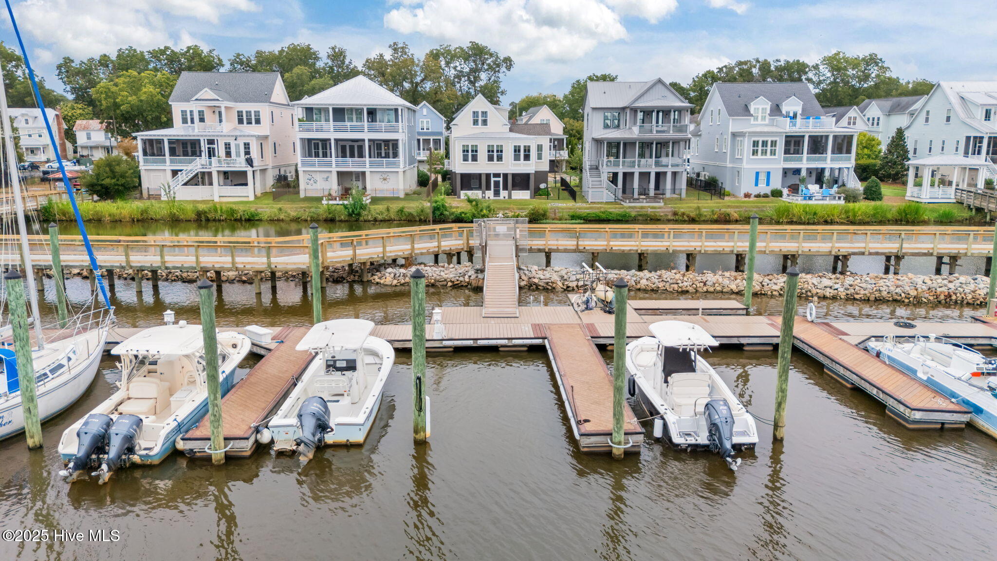 0 Water Street, Slip A10