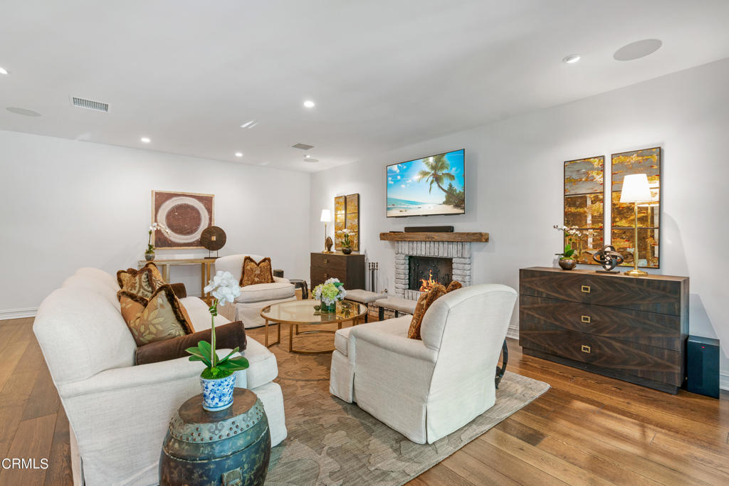 892 Huntington Garden Drive