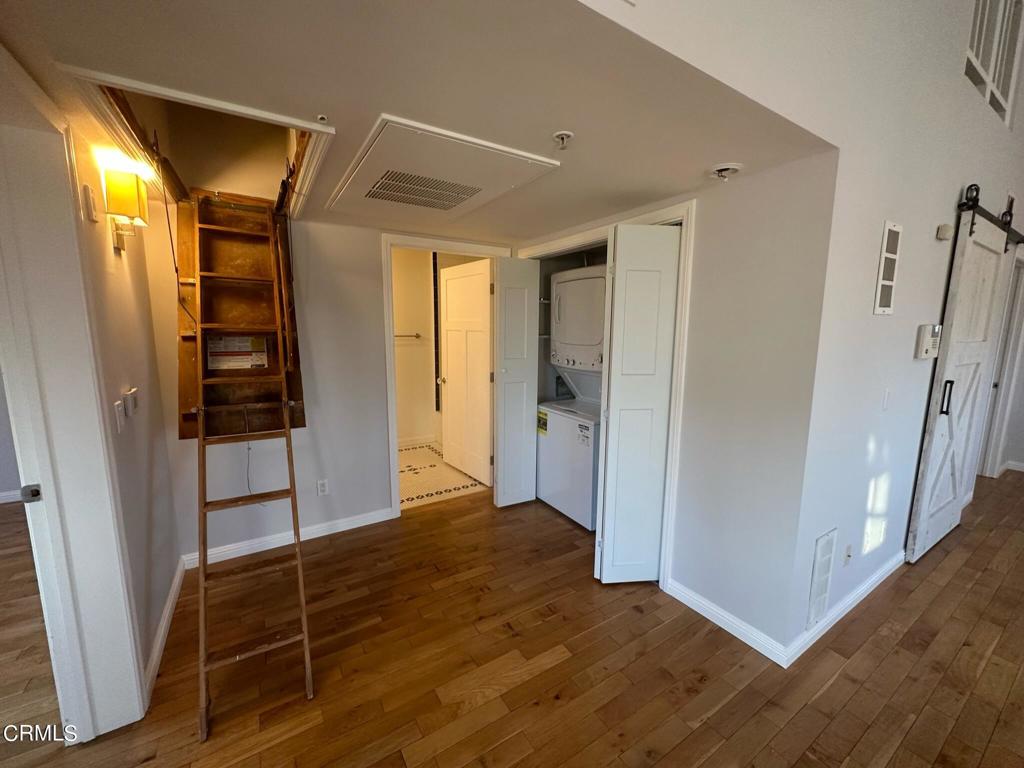 364 N Avenue 53 Unit: 9