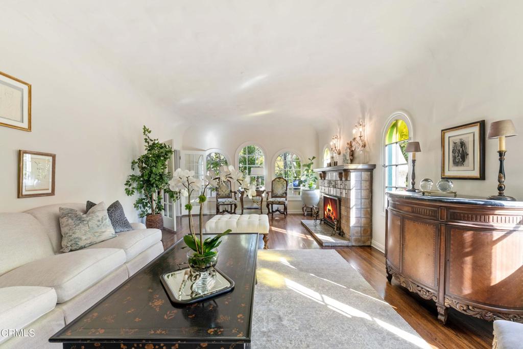 1629 S Oak Knoll Avenue