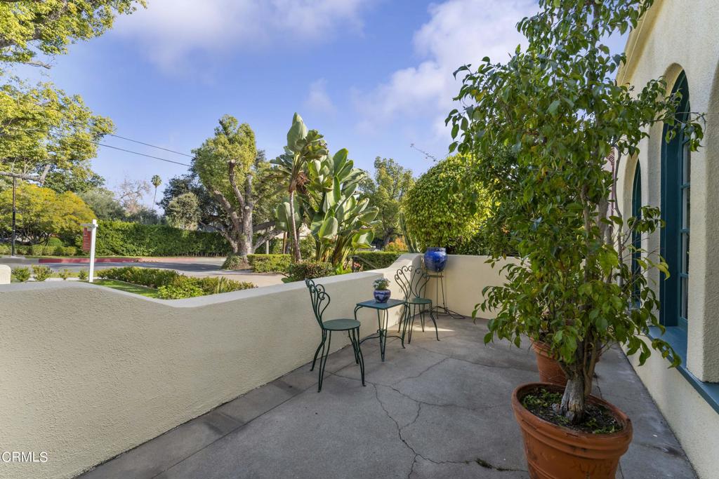 1629 S Oak Knoll Avenue