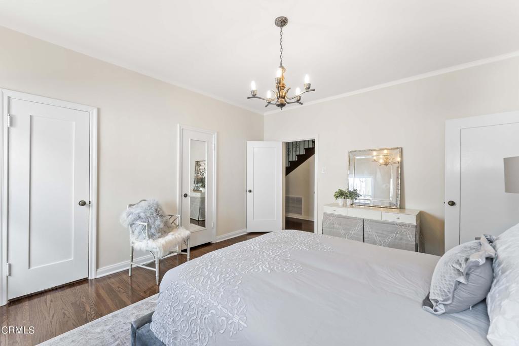 1629 S Oak Knoll Avenue