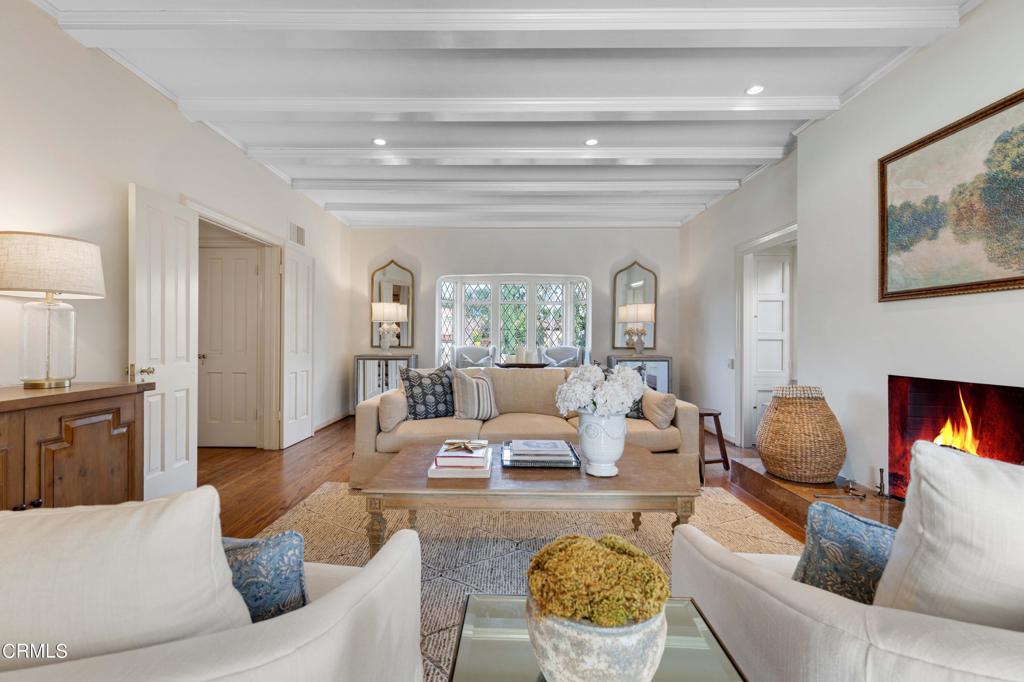 2441 S Oak Knoll Avenue