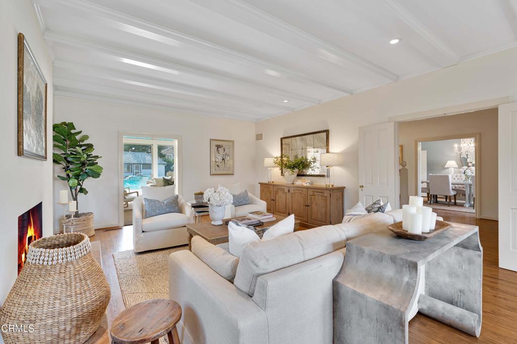 2441 S Oak Knoll Avenue