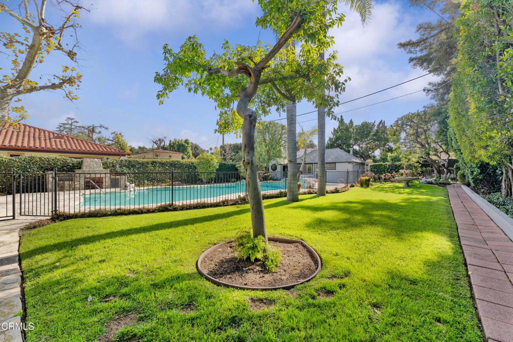 2441 S Oak Knoll Avenue