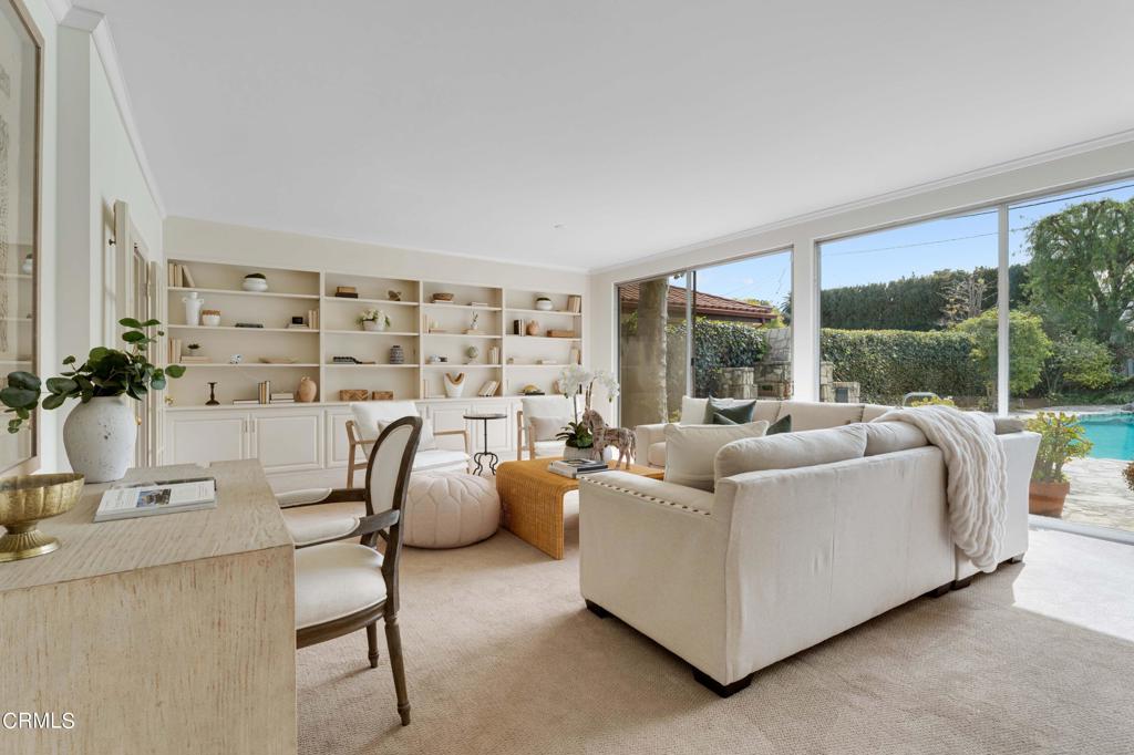 2441 S Oak Knoll Avenue